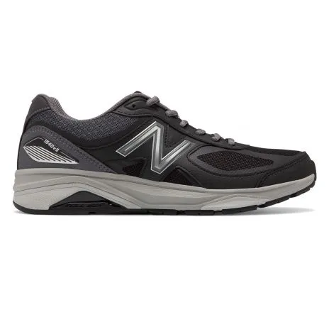New balance 11 mens hot sale