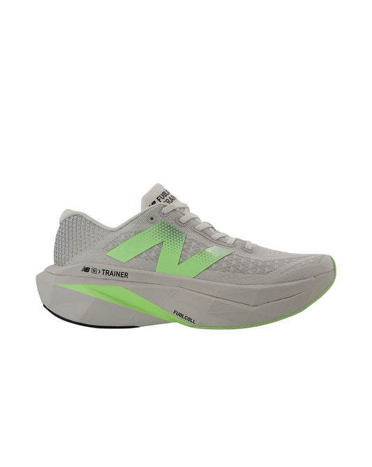 New Balance FuelCell SuperComp Trainer v3